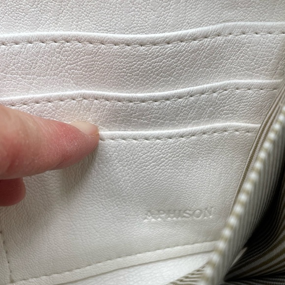 Like New! Aphison RIDF Blocking Wallet! - Picture 3 of 3